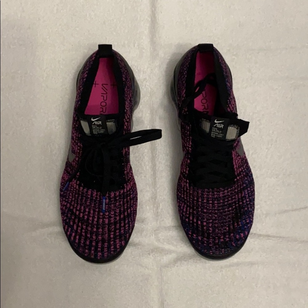 New Tennis shoes. Air VaporMax Flyknit 3.